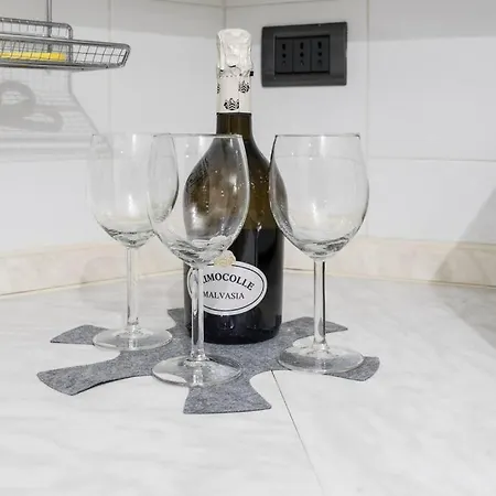 Keys Of Italy - Pantano 8 / New Apt. / Mm Missori Appartement